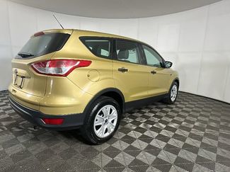 Used 2014 Ford Escape S FWD video 2