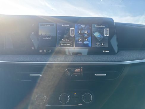 Used 2026 Nissan Kicks S FWD image 38
