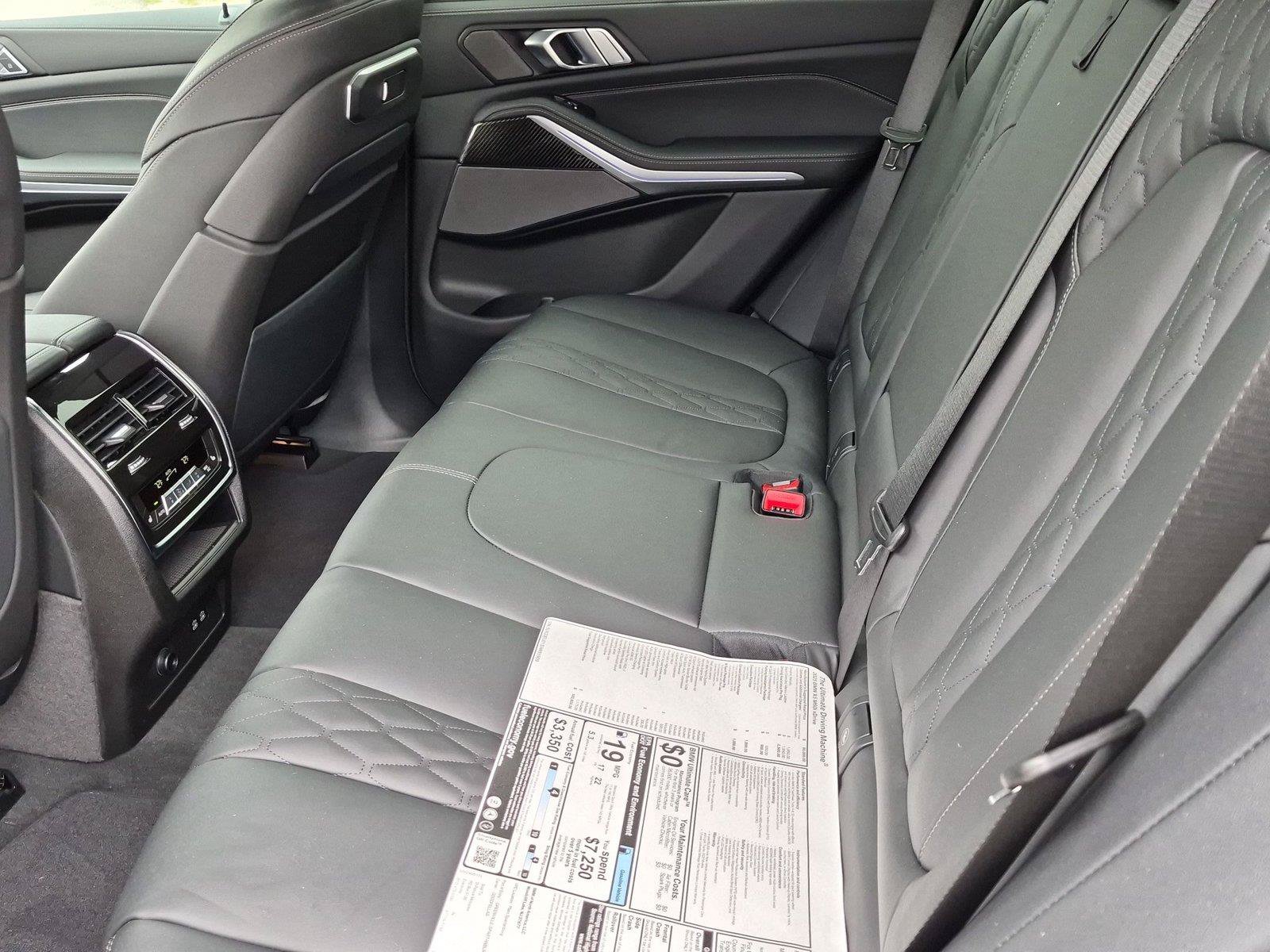 Used 2025 BMW X5 M60i AWD/4WD image 31