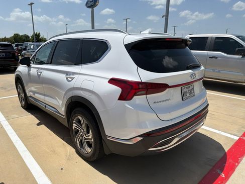 Used 2022 Hyundai Santa Fe SEL w/ Convenience + Premium Package FWD image 4