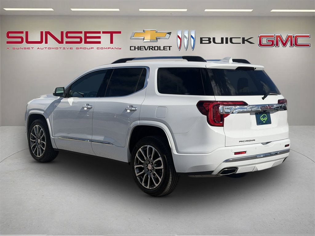 Certified 2023 GMC Acadia Denali w/ Trailering Package FWD image 5