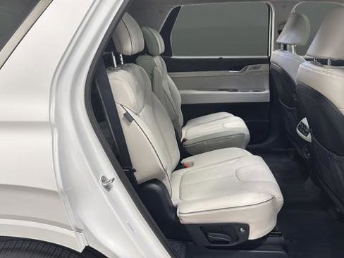 Used 2025 Hyundai Palisade Calligraphy image 24