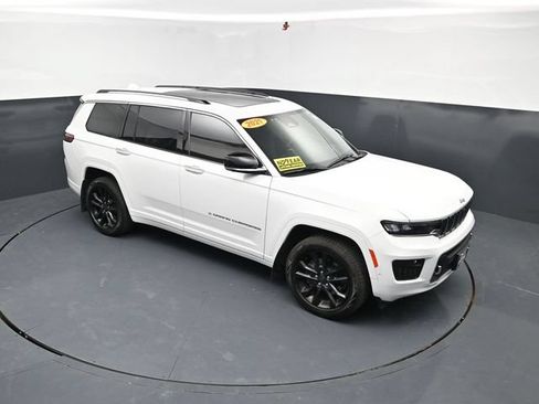 Used 2021 Jeep Grand Cherokee L Overland w/ Advanced Protech Group III AWD/4WD image 57
