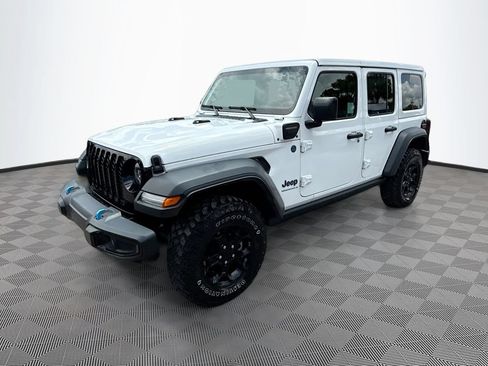 Used 2023 Jeep Wrangler Unlimited AWD/4WD image 9