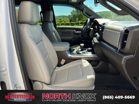 Used 2023 Chevrolet Silverado 1500 LTZ w/ LTZ Convenience Package II AWD/4WD image 15