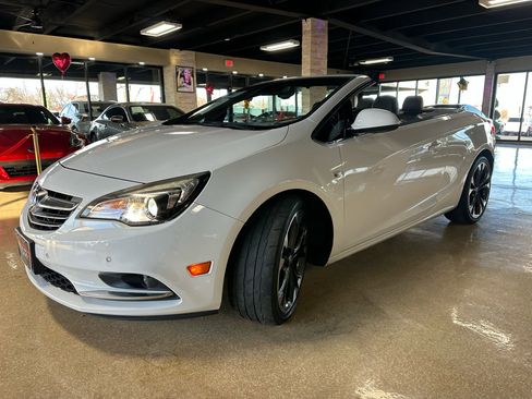 Used 2016 Buick Cascada Premium image 2