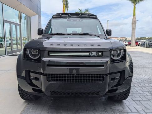 New 2026 Land Rover Defender 110 X-Dynamic SE AWD/4WD image 3