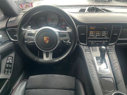 Used 2015 Porsche Panamera GTS AWD/4WD image 28