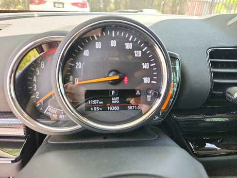 Used 2019 MINI Cooper Clubman FWD image 5