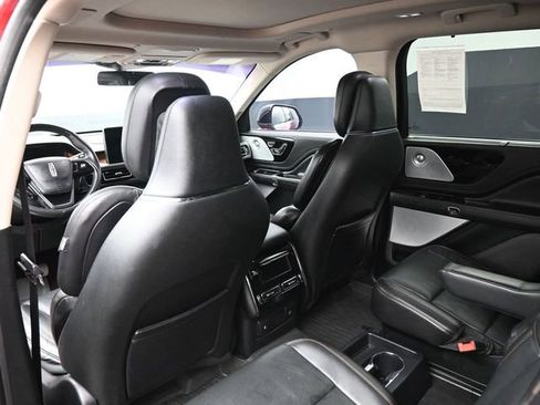 Used 2020 Lincoln Aviator Reserve w/ Equipment Group 202A image 16
