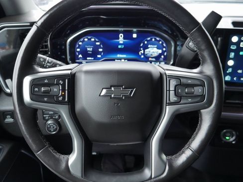 Used 2022 Chevrolet Silverado 1500 RST image 12