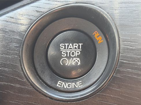 Used 2015 Jeep Grand Cherokee Summit AWD/4WD image 22