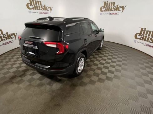Used 2023 GMC Terrain SLE w/ Driver Convenience Package FWD image 8