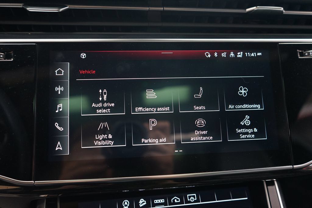Used 2023 Audi Q8 Premium Plus AWD/4WD image 43