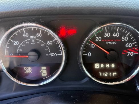 Used 2018 Jeep Wrangler Unlimited Rubicon AWD/4WD image 29