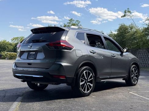 Used 2018 Nissan Rogue SL w/ Premium Package AWD/4WD image 4