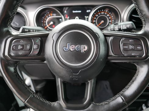 Used 2022 Jeep Wrangler Unlimited Sport image 25