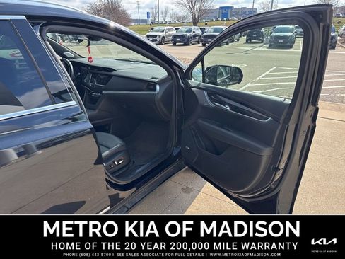 Used 2021 Cadillac XT5 Premium Luxury AWD/4WD image 37
