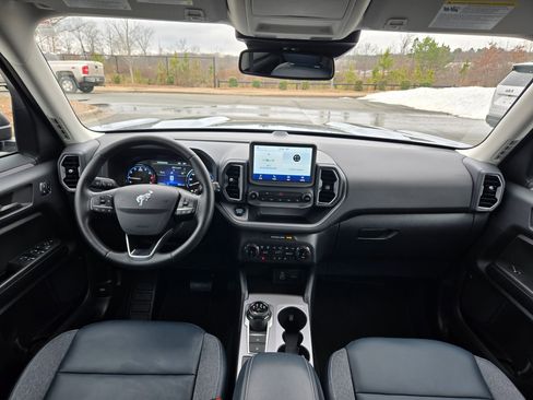 Used 2024 Ford Bronco Sport Outer Banks image 10