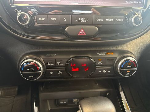 Used 2021 Kia Soul EX FWD image 24