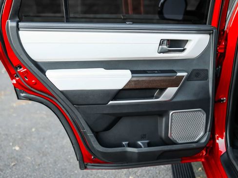 Used 2024 Toyota Sequoia Capstone image 19