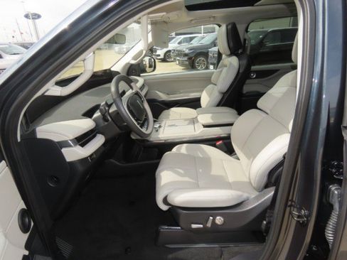 Used 2025 Lincoln Navigator Reserve AWD/4WD image 25