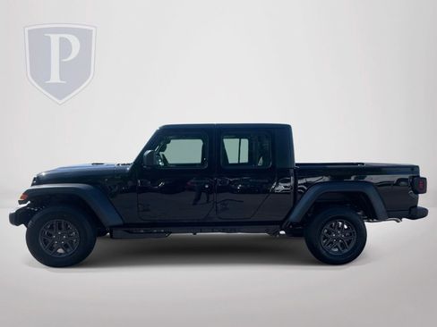 New 2026 Jeep Gladiator Sport AWD/4WD image 5