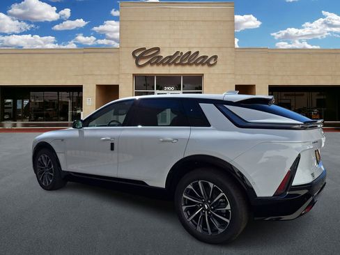 New 2026 Cadillac Lyriq Sport image 4