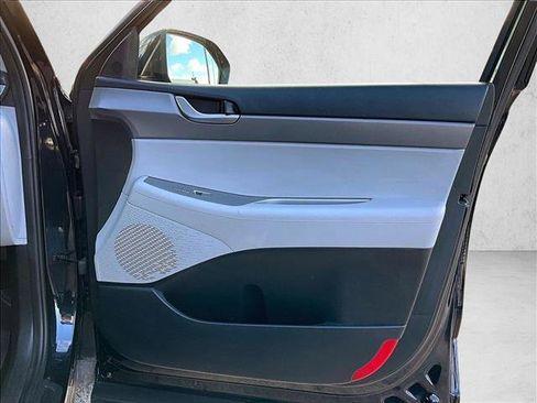 Used 2021 Hyundai Palisade SE image 18