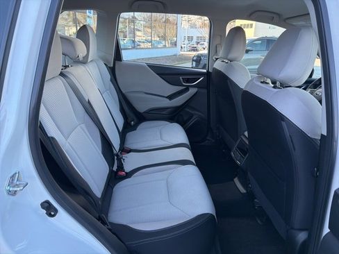 Used 2023 Subaru Forester Base image 24