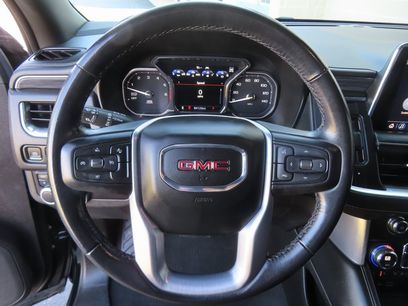 Used 2021 GMC Yukon XL SLT