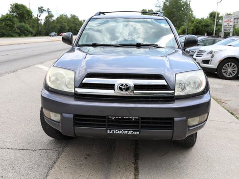 Used 2005 Toyota 4Runner SR5 AWD/4WD image 3