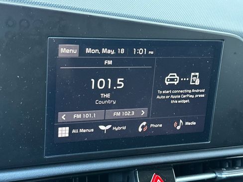 Certified 2025 Kia Niro LX FWD image 20