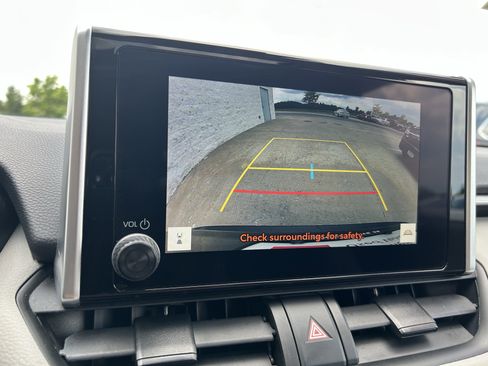 Certified 2023 Toyota RAV4 XLE w/ Convenience Package AWD/4WD image 29