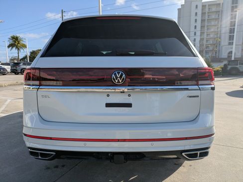 New 2026 Volkswagen Atlas SEL Premium R-Line AWD/4WD image 5