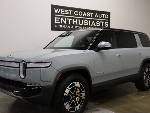Used 2023 Rivian R1S Adventure image 1
