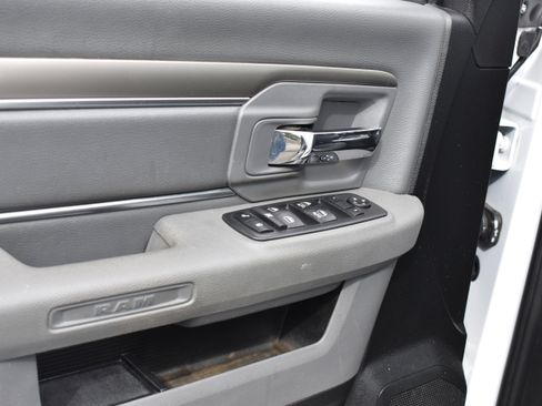 Used 2018 RAM 1500 Big Horn image 23