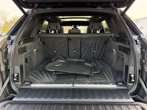 Used 2023 BMW X5 xDrive45e w/ Parking Assistance Package AWD/4WD image 12