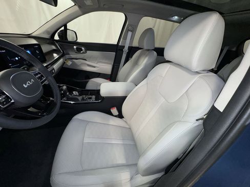 New 2025 Kia Sorento SX image 13