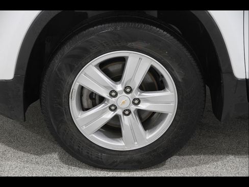 Certified 2022 Chevrolet Trax LT w/ LT Convenience Package image 21