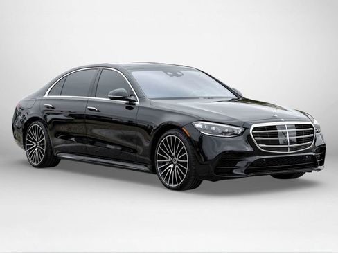 Used 2022 Mercedes-Benz S 580 4MATIC Sedan image 4