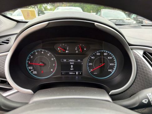 Used 2022 Chevrolet Malibu LT FWD image 23