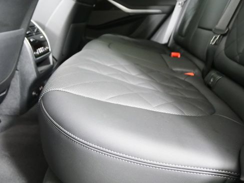 Used 2026 BMW X5 sDrive40i RWD image 14