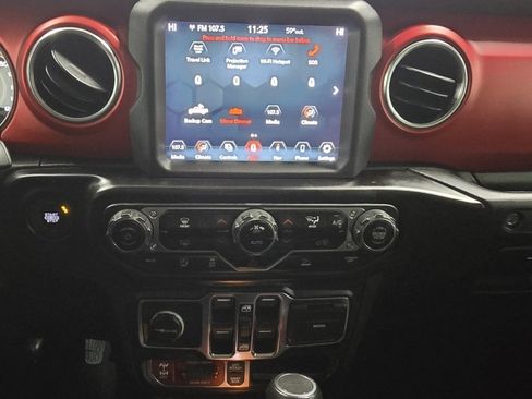 Used 2023 Jeep Gladiator Rubicon w/ LED Lighting Group image 29