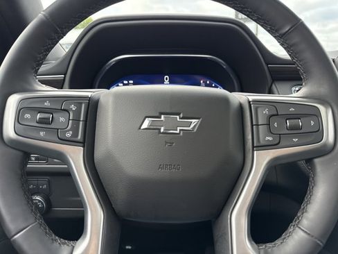 Used 2024 Chevrolet Tahoe Z71 w/ Luxury Package image 25