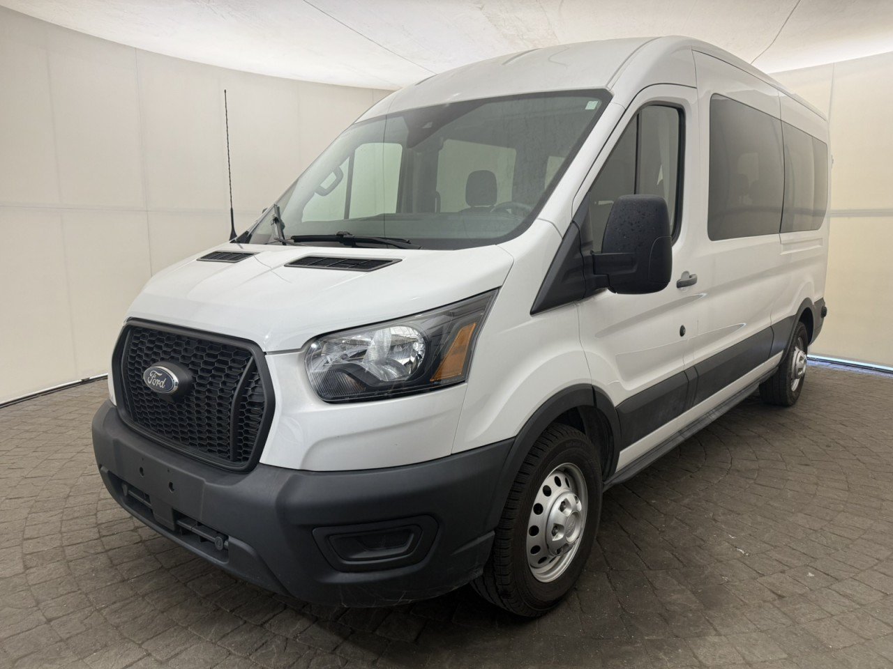 Used 2024 Ford Transit 350 XL AWD/4WD image 3