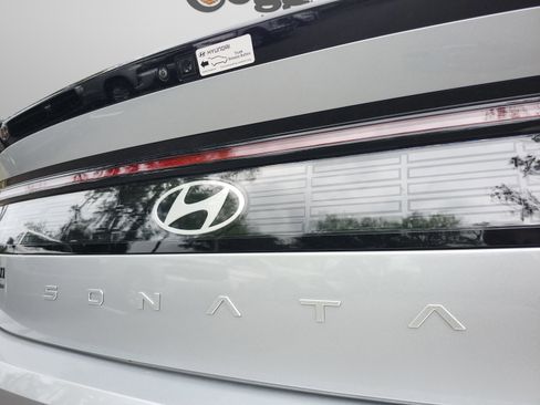 Certified 2025 Hyundai Sonata SEL FWD image 30
