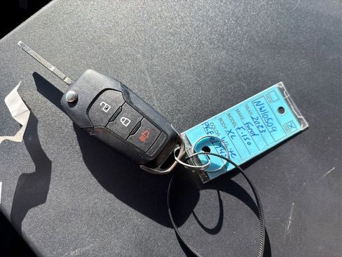 Used 2023 Ford F150 XLT w/ Trailer Tow Package image 39