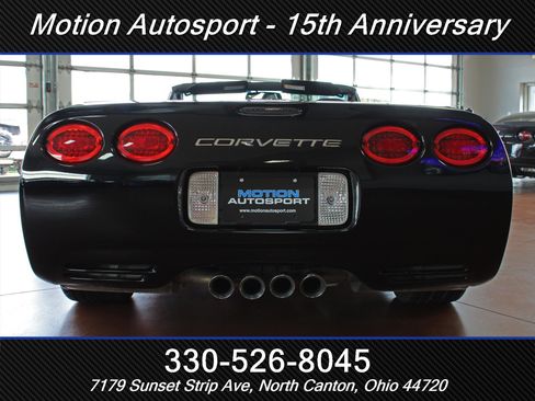 Used 2004 Chevrolet Corvette Convertible w/ Preferred Equipment Group RWD image 11