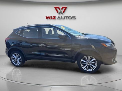 Used 2019 Nissan Rogue Sport SV w/ All-Weather Package AWD/4WD image 6